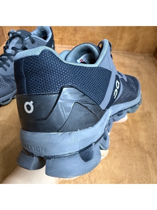 On Cloudsurfer Running Shoes Mens Size 9.5 Gray Black Swiss Engineering Sneakers main image 11
